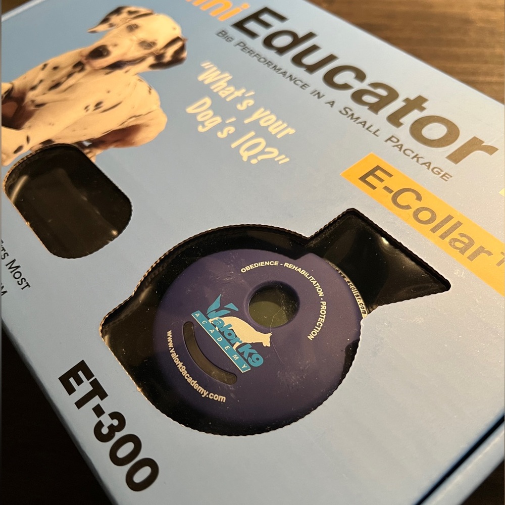 ET-300 Mini Educator 1/2 Mile Remote Dog Trainer